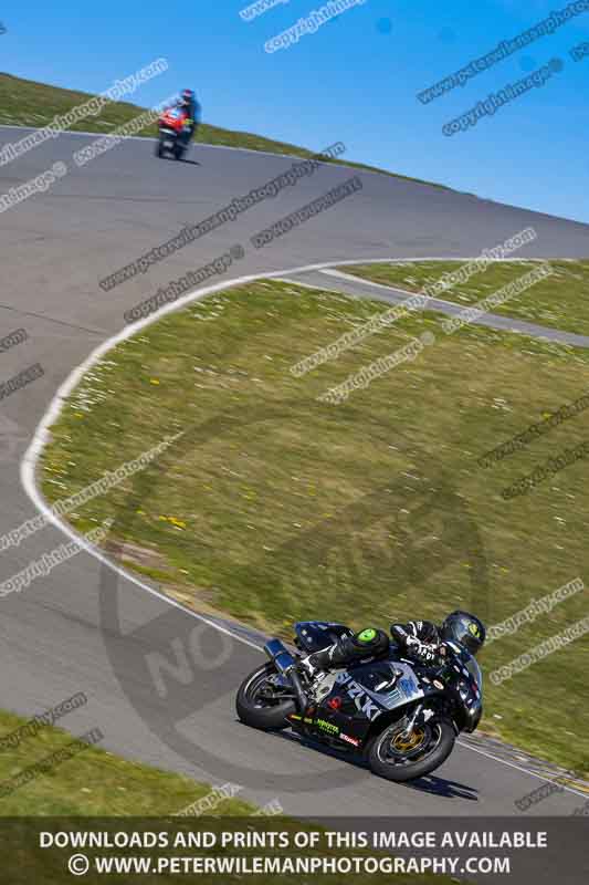 anglesey no limits trackday;anglesey photographs;anglesey trackday photographs;enduro digital images;event digital images;eventdigitalimages;no limits trackdays;peter wileman photography;racing digital images;trac mon;trackday digital images;trackday photos;ty croes